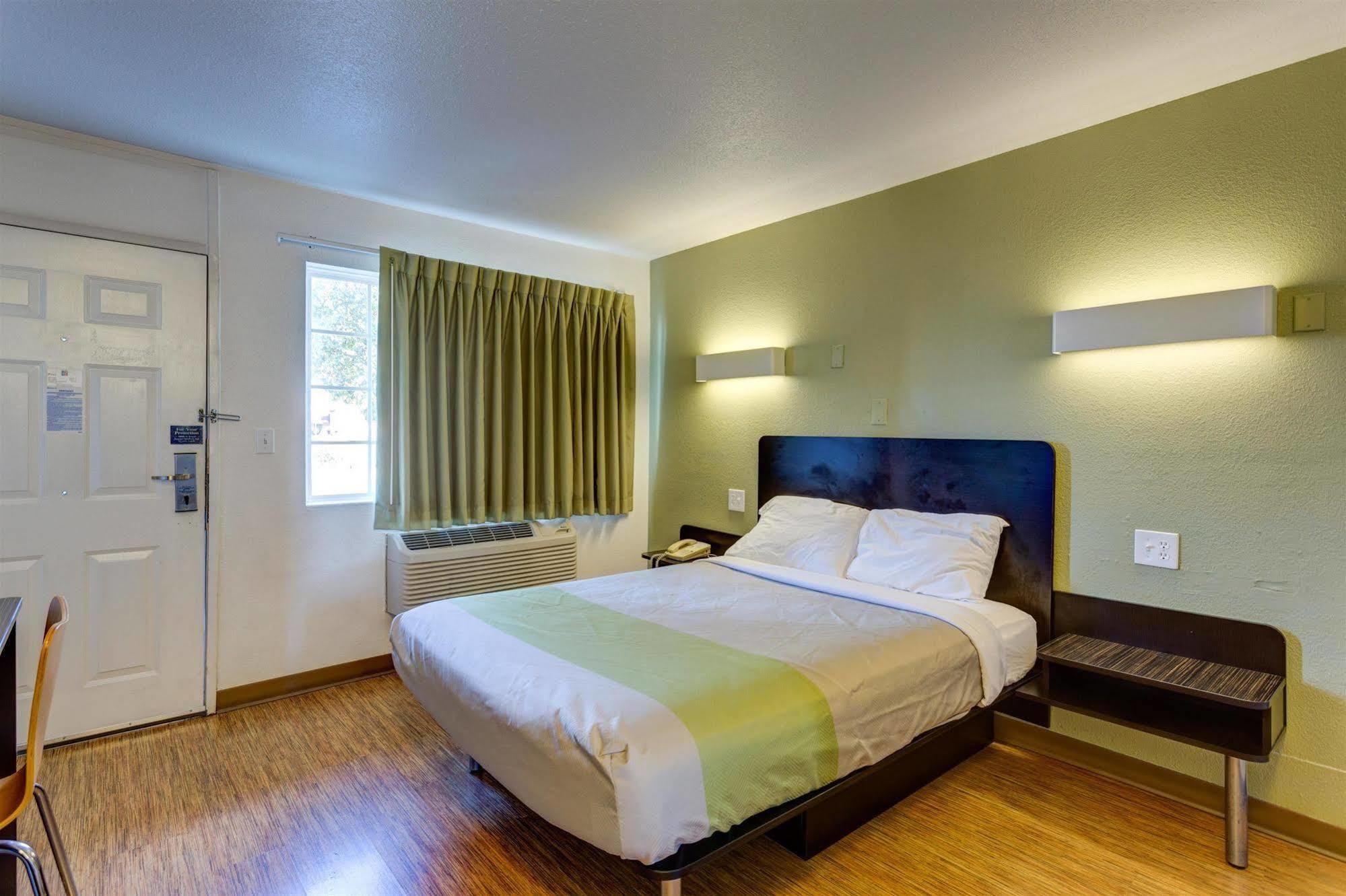 Americas Best Value Inn Bowling Green Extérieur photo