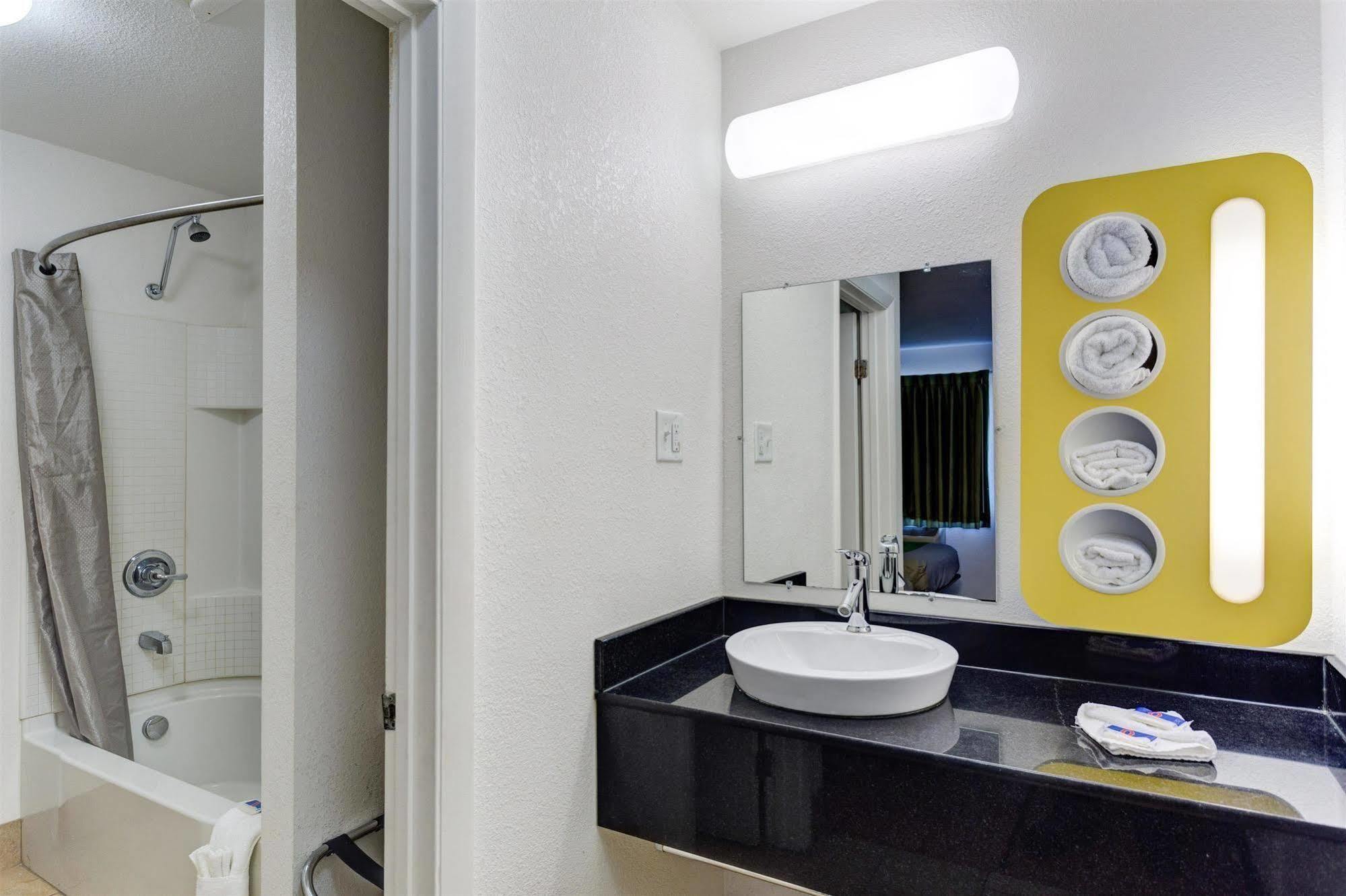 Americas Best Value Inn Bowling Green Extérieur photo